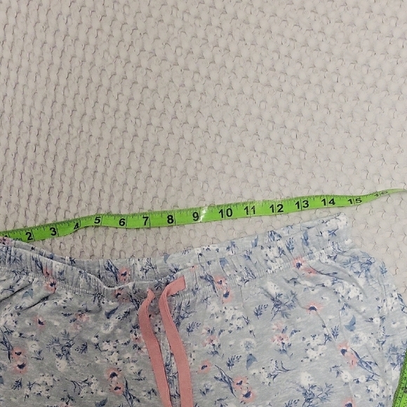 Lucky Brand Women's Oversized S Gray W/ Pink Floral Pajamas, Lounge Cozy - Picture 2 of 8